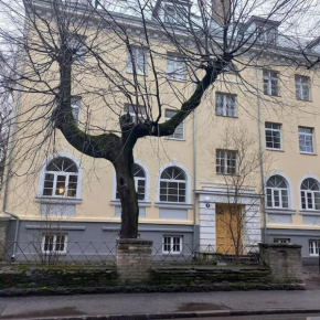 3-toaline ajaloolises majas, Tallinn
